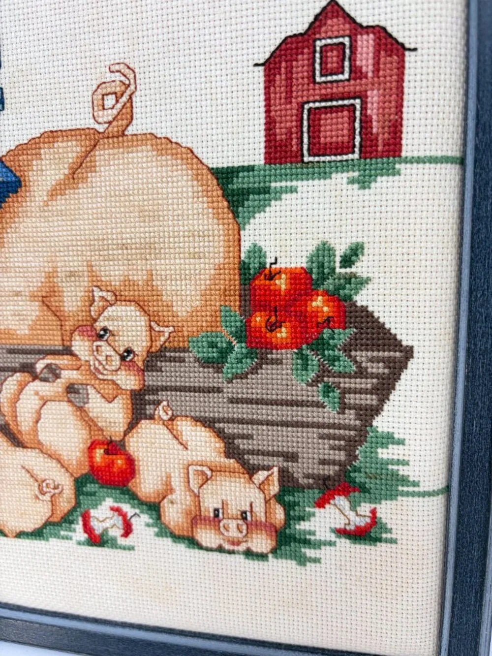 VTG Handmade Framed Cross Stitch Momma Pig & Piglets, 
